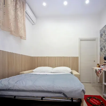 Napoli-new With 2 Bathrooms Gæstehus