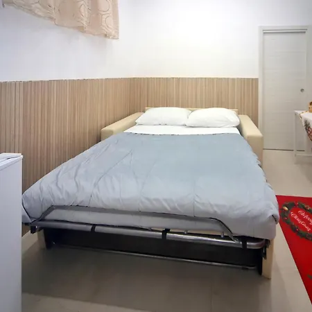 Napoli-new With 2 Bathrooms Guest house