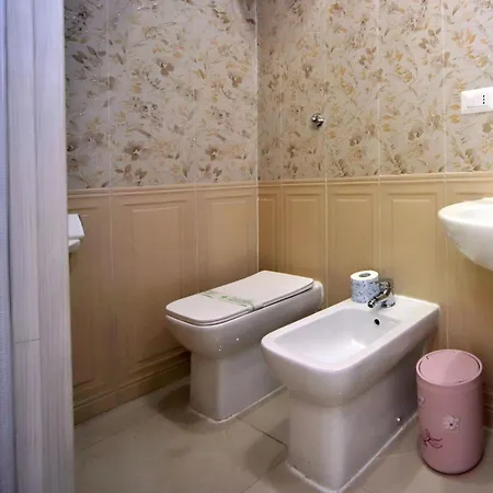 Napoli-new With 2 Bathrooms Naples